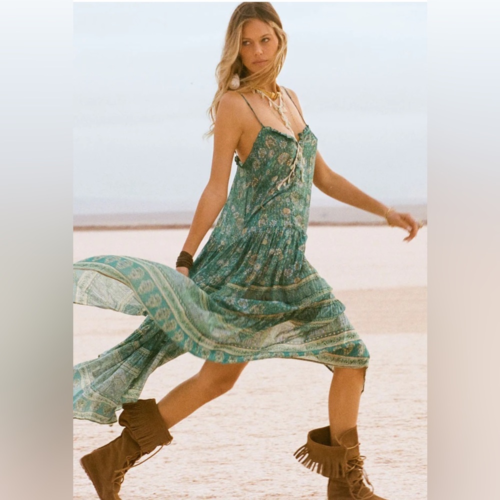 ELYSIAN strappy maxi